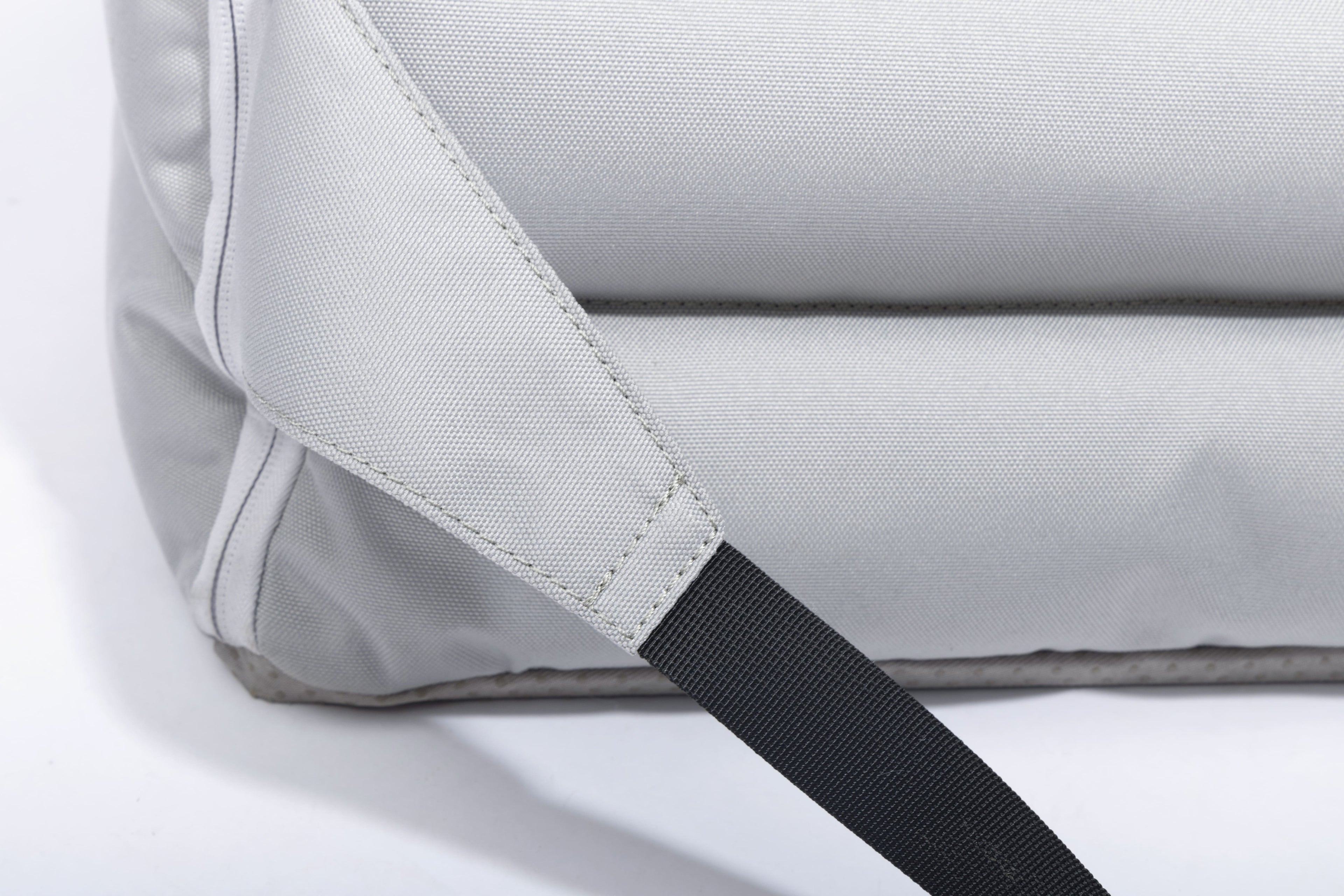 Lucy - Snoekie Premium Haustier-Tragetasche & Autositz mit Sicherheitsgurt