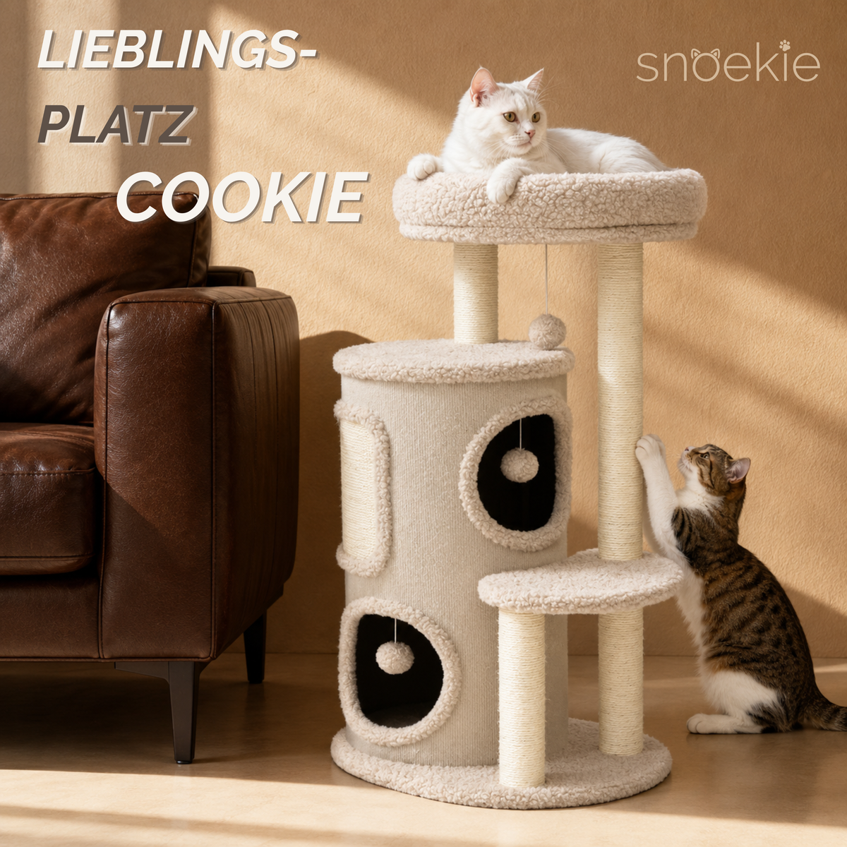 "Cookie" - Kratzbaum mit zwei Höhlen, Katzenbett & Plüschbälle